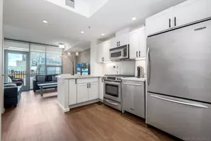 321 Tenth Ave, San Diego, CA 92101 - Photo 4