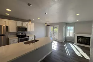 4666 Mission Ave, San Diego, CA 92116 - Photo 8