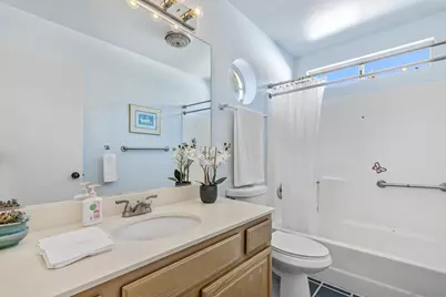  2100 Waterside Dr, Chula Vista, CA 91913 - Photo 16