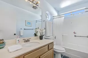 2100 Waterside Dr, Chula Vista, CA 91913 - Photo 16