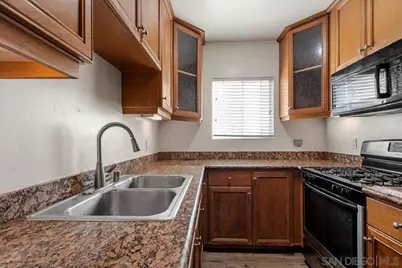  175 Avenida Descanso #205, Oceanside, CA 92057 - Photo 4