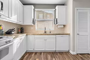 10240 Daybreak Ln, Santee, CA 92071 - Photo 12