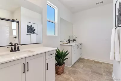  650 Meadowood St Lot 395, Fallbrook, CA 92028 - Photo 18