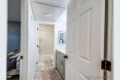  294 Chambers #45, El Cajon, CA 92020 - Photo 14