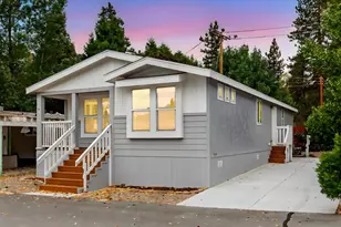 22899 Byron Rd, Crestline, CA 92325 - Photo 14