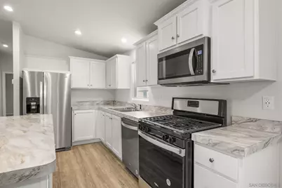  22899 Byron Rd #SPC 92, Crestline, CA 92325 - Photo 4