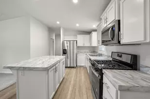 22899 Byron Rd, Crestline, CA 92325 - Photo 4