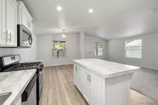 22899 Byron Rd, Crestline, CA 92325 - Photo 6