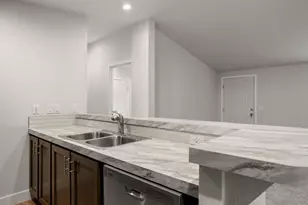 22899 Byron Rd, Crestline, CA 92325 - Photo 12