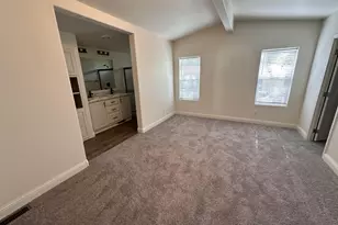 22899 Byron Rd, Crestline, CA 92325 - Photo 4