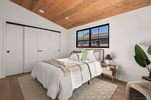 1566 Evergreen St, San Diego, CA 92106 - Photo 30