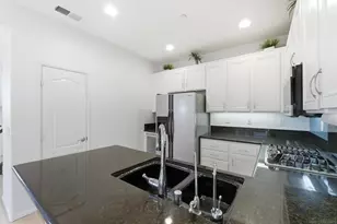 13049 Cadencia Pl, San Diego, CA 92130 - Photo 10
