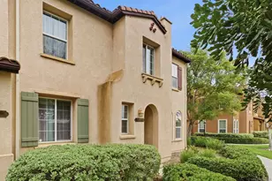 13049 Cadencia Pl, San Diego, CA 92130 - Photo 2