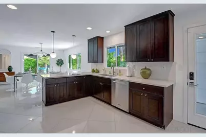  2118 S Gene Autry Trl, Palm Springs, CA 92264 - Photo 16