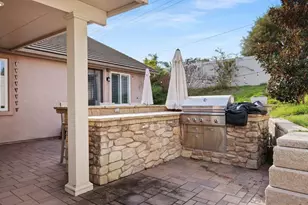 1705 Wildflower, Vista, CA 92083 - Photo 32