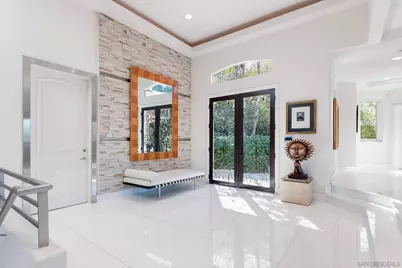  6617 Muirlands Dr, La Jolla, CA 92037 - Photo 8