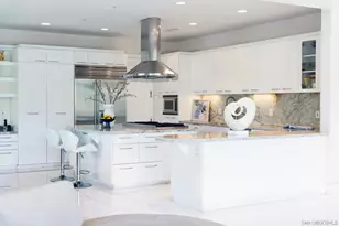 6617 Muirlands Dr, La Jolla, CA 92037 - Photo 26