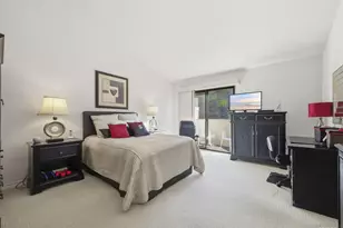 4595 Chateau Dr, San Diego, CA 92117 - Photo 14