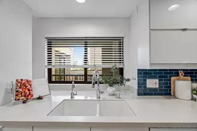  7550 Eads Ave #209, La Jolla, CA 92037 - Photo 4