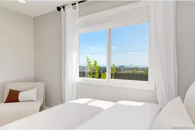  1129 Bonita Dr, Encinitas, CA 92024 - Photo 4