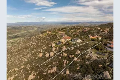  Meadow Glen Way #56, Escondido, CA 92026 - Photo 2