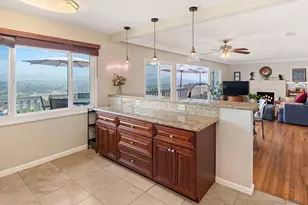 4258 Summit Dr, La Mesa, CA 91941 - Photo 22