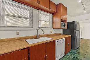 3055 Suncrest, San Diego, CA 92116 - Photo 2