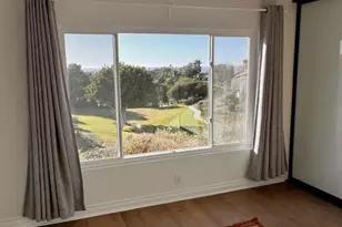 911 Caminito Madrigal, Carlsbad, CA 92011 - Photo 18