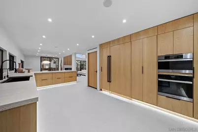  7376 Fay Ave, La Jolla, CA 92037 - Photo 16