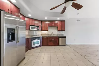  550 15th St #206, San Diego, CA 92101 - Photo 2