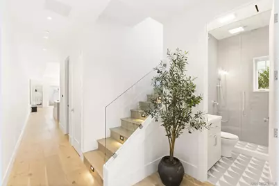  7216 Fay Ave, La Jolla, CA 92037 - Photo 6