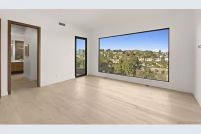  2448 Sagebrush Ct, La Jolla, CA 92037 - Photo 26