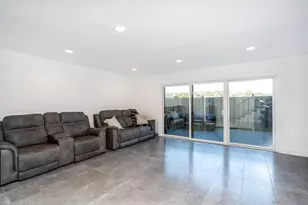 4718 Amberwood Ct, Carlsbad, CA 92008 - Photo 12