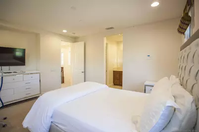  16632 Rose Of Tralee Ln, San Diego, CA 92127 - Photo 38