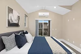 819 Kennebeck Ct, San Diego, CA 92109 - Photo 16