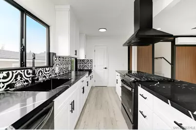  244 26th St, San Diego, CA 92102 - Photo 16