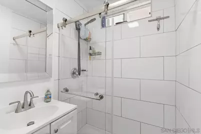  2033 Garnet Ave, Pacific Beach, CA 92109 - Photo 50
