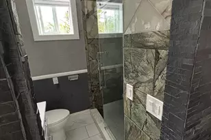 2033 Garnet Ave, Pacific Beach, CA 92109 - Photo 68