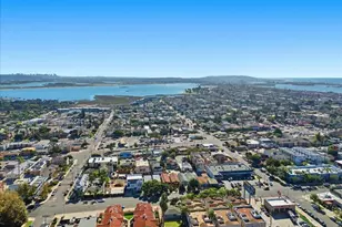 2033 Garnet Ave, Pacific Beach, CA 92109 - Photo 72