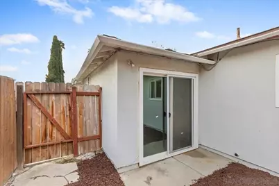  9737 Roe Dr, Santee, CA 92071 - Photo 34