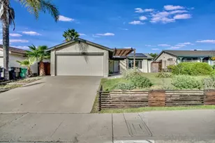 9050 Capricorn Way, San Diego, CA 92126 - Photo 2