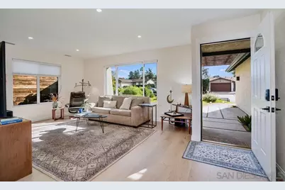  9050 Capricorn Way, San Diego, CA 92126 - Photo 10