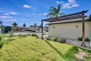 9050 Capricorn Way, San Diego, CA 92126 - Photo 6