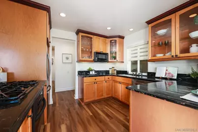  234 Turf View Dr, Solana Beach, CA 92075 - Photo 10