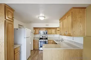 7044 Deerhurst Ct, San Diego, CA 92139 - Photo 8