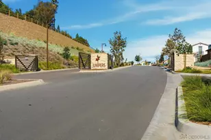 12641 Elizabeth Wy, San Diego, CA 92129 - Photo 32