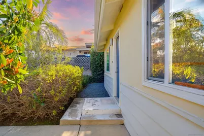  370 Tamarack Ave, Carlsbad, CA 92008 - Photo 22