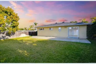  370 Tamarack Ave, Carlsbad, CA 92008 - Photo 16