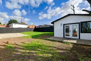 5465 Encina Dr, San Diego, CA 92114 - Photo 16