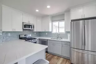 3484 Armstrong St, San Diego, CA 92111 - Photo 14